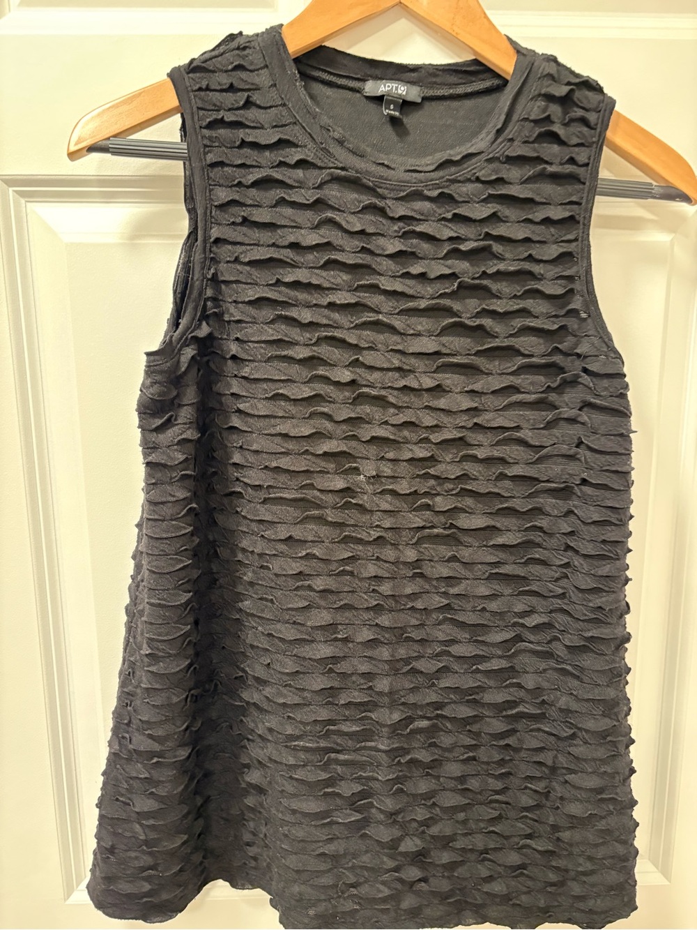 Apt. 9 Black Ruffled Sleeveless Tank Top